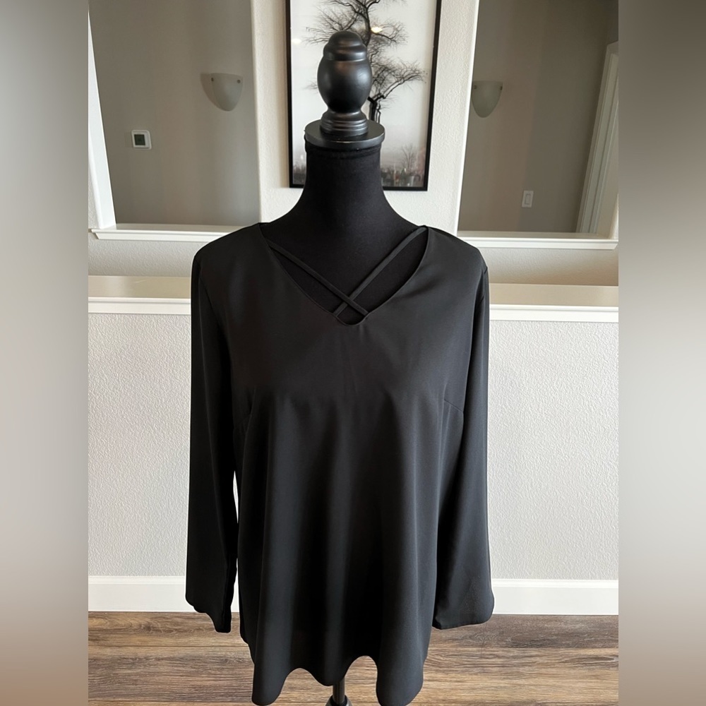 BELLE BY KIM GRAVEL LATTICE FRONT TOP - MEDIUM - Picture 1 of 5